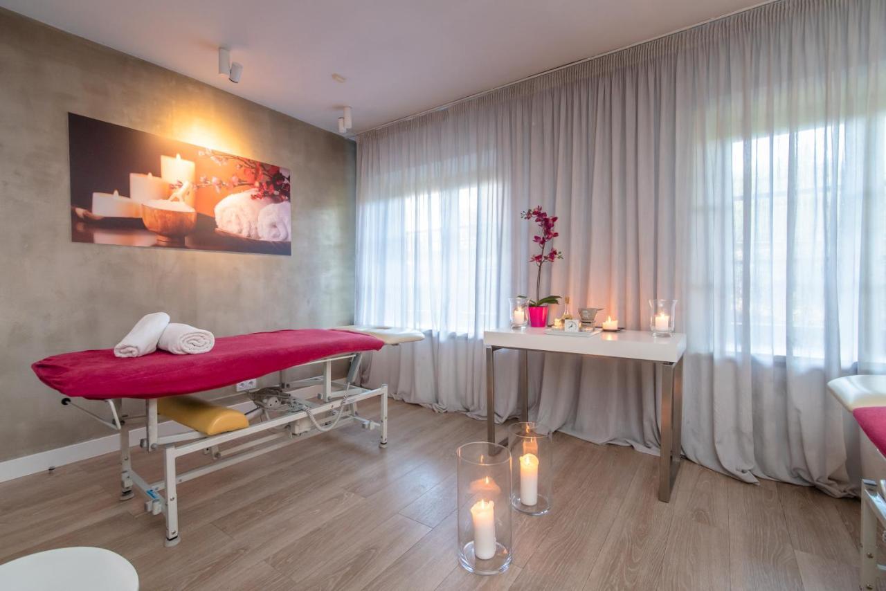 橡木山活跃酒店及spa Łąck 外观 照片