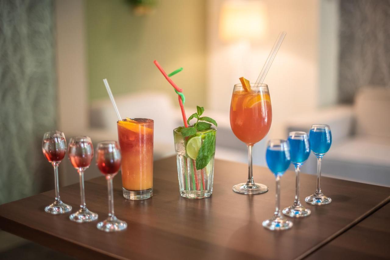 橡木山活跃酒店及spa Łąck 外观 照片